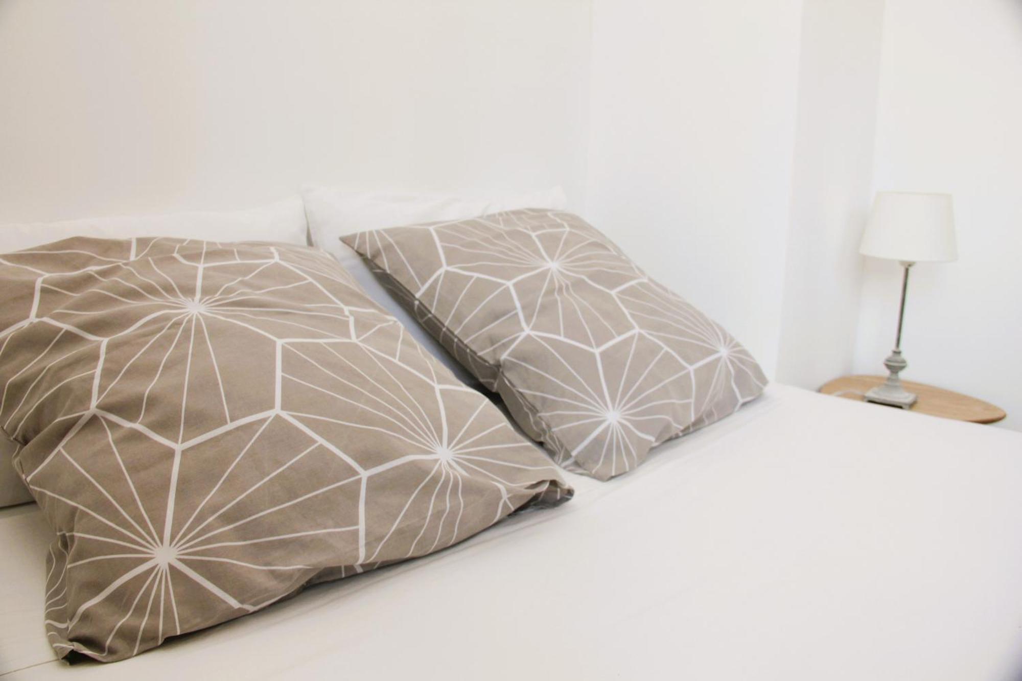 Appartement Climatise Parking Gratuit Surveille Avignon Luaran gambar