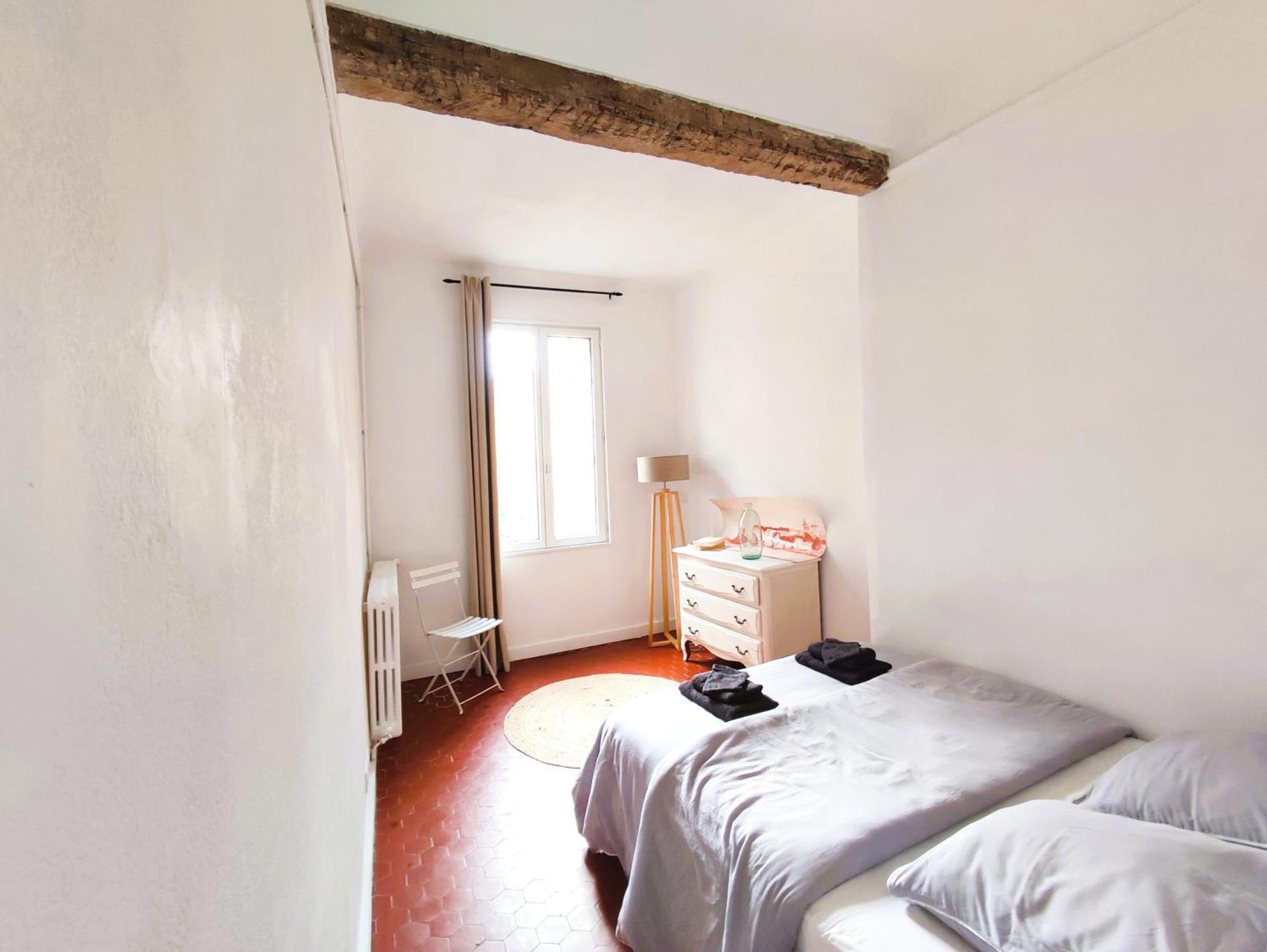 Appartement Climatise Parking Gratuit Surveille Avignon Luaran gambar