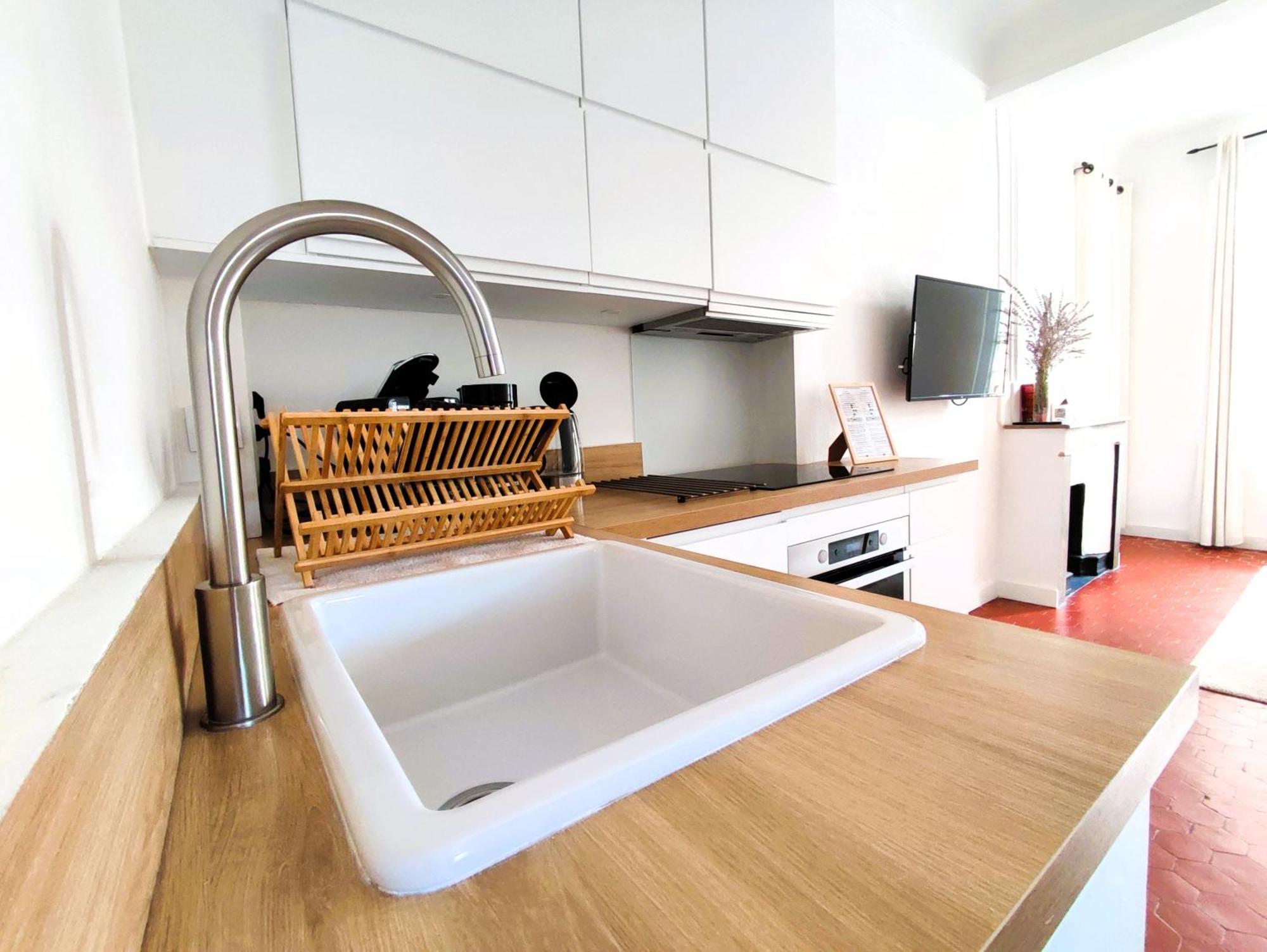 Appartement Climatise Parking Gratuit Surveille Avignon Luaran gambar
